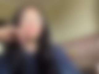 Mia's Live Sex Cam Show
