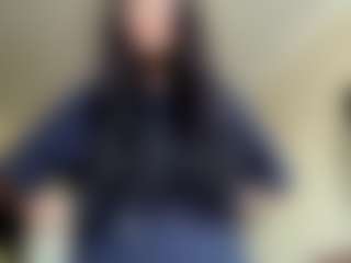Mia's Live Sex Cam Show