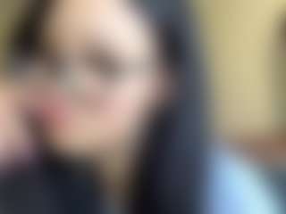 Mia's Live Sex Cam Show