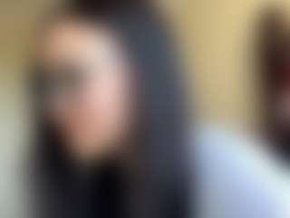 Mia's Live Sex Cam Show