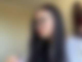 Mia's Live Sex Cam Show