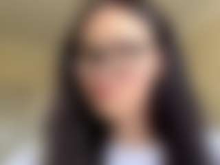 Mia's Live Sex Cam Show