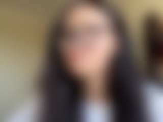 Mia's Live Sex Cam Show
