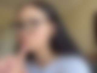 Mia's Live Sex Cam Show