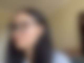 Mia's Live Sex Cam Show