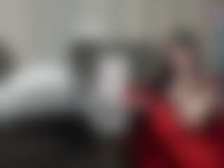 Live cam show with holyharllot - Pegging on Camsoda