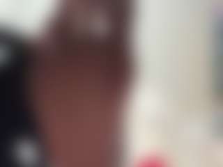 Live cam show with holyharllot - Pegging on Camsoda