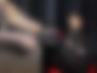 Live cam show with holyharllot - Pegging on Camsoda