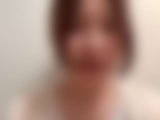 Live cam show with JolieLimoges - Lovense on CamClone