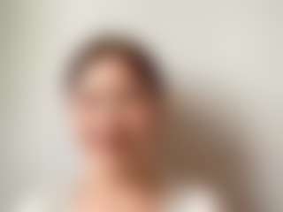 JolieLimoges's Live Sex Cam Show