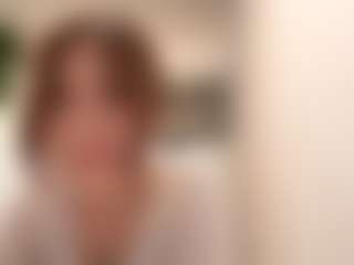 Live cam show with JolieLimoges - Tease Brown Hair on Chatstar