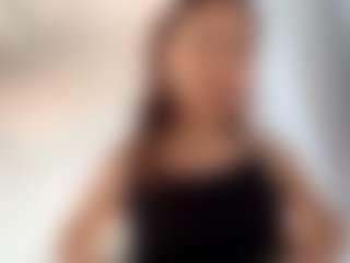 Live cam show with JolieLimoges - Facial on Camsoda
