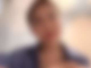 Live cam show with JolieLimoges - Teen (18+) on instabang