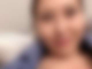 Live cam show with JolieLimoges - Teen (18+) on Fit Hotties