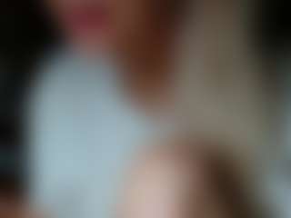 KathleenEdwards MILF webcam performer live streaming
