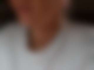Live cam show with KathleenEdwards - Body Massage on madthumbs