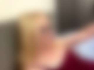 LorenzaBann's Live Sex Cam Show