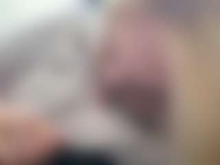 Live cam show with LorenzaBann - Orgasm on Free Soda