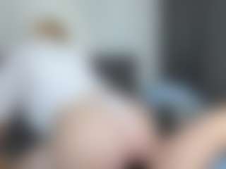 Live cam show with LorenzaBann - Tattoos on Camsoda