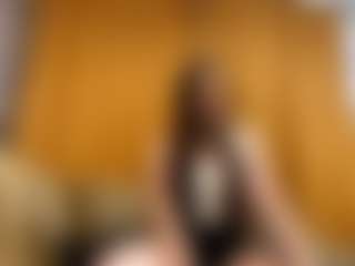 Live cam show with LuanneCallado - Ass Clapping on Free Soda