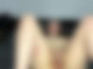 Live cam show with Sally - Young Adult on 1on1-livenow