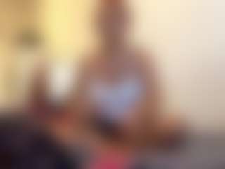 Live cam show with MaritaSchreckengost - Sexwebcam on livesuperchat.net