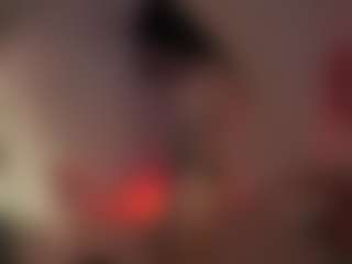 Live cam show with MiaPaloma18 - White on Camsoda | hungary