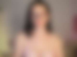 Live cam show with MiaPaloma18 - Thick on Dare Cams