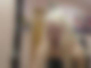 Luna's Live Sex Cam Show