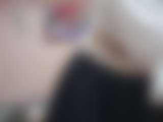 Live cam show with Luna - Bikini on xfollow cams