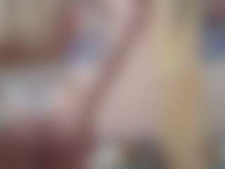 Live cam show with Luna - Green Eyes on xplaylive.com
