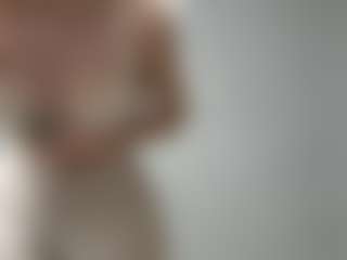 Luna's Live Sex Cam Show