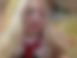 Live cam show with Luna - Yoga on instabang