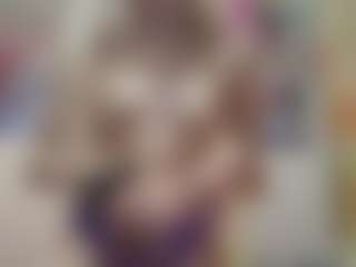 Live cam show with Luna - Foot Fetish Blonde Hair on galaxygirlnitro.com