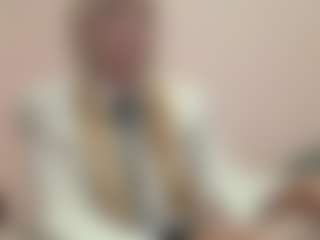 Live cam show with Luna - Joi on CamSodaAdn