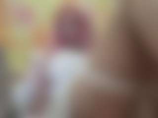 Live cam show with Luna - Yoga on CamClone
