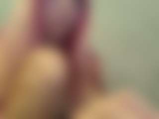 Live cam show with Luna - Lesbian on CamSextacy