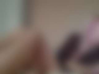 Live cam show with Luna - Green Eyes on Camsoda