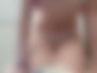 Live cam show with Luna - Ahegao on Camsoda