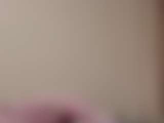 Live cam show with Luna - Hairy Pussy on Camsoda