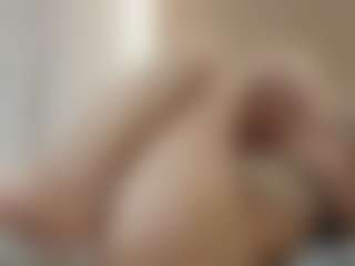 Luna's Live Sex Cam Show