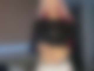 Live cam show with Luna - Blonde Hair on testsause.com
