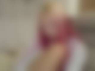Live cam show with Luna - Public on Camiplay Live