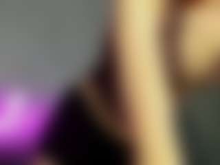Live cam show with Nelly-Maay - Body Massage on Strip Flash - Live Sex Shows