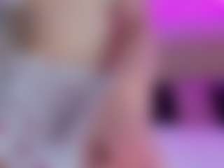 Nelly-Maay's Live Sex Cam Show