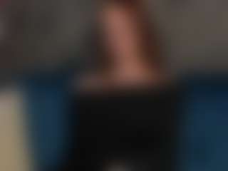 Live-camshow met Nelly-Maay - Body Massage op Camsoda
