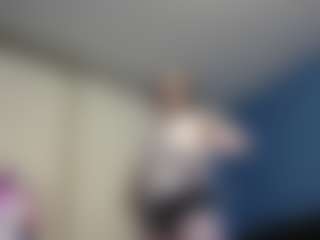 ScarSlutWitch's Live Sex Cam Show