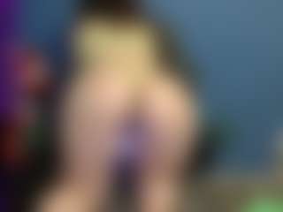 Live cam show with ScarSlutWitch - Green Eyes on StripNow