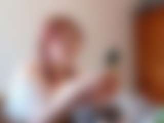 Live cam show with TanekaMuratore - Skinny MILF on TeamSkeetLive