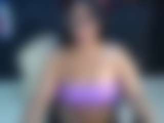 AlanaRoseeX's Live Sex Cam Show